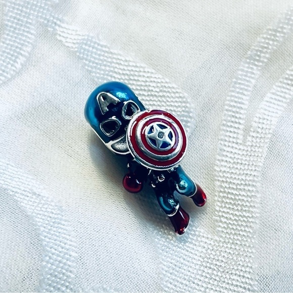 🛡️ NWOT Captain America  Charm – The Avengers⚡ - Picture 10 of 12